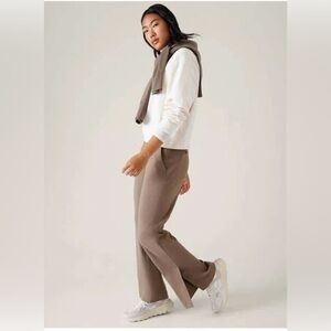 Athleta Venice Flare Pant in a rustic beige Size L
